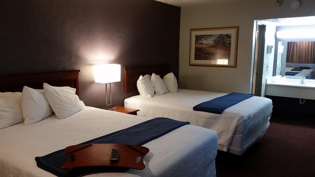 Americas Best Value Inn Oklahoma City South ภายนอก รูปภาพ