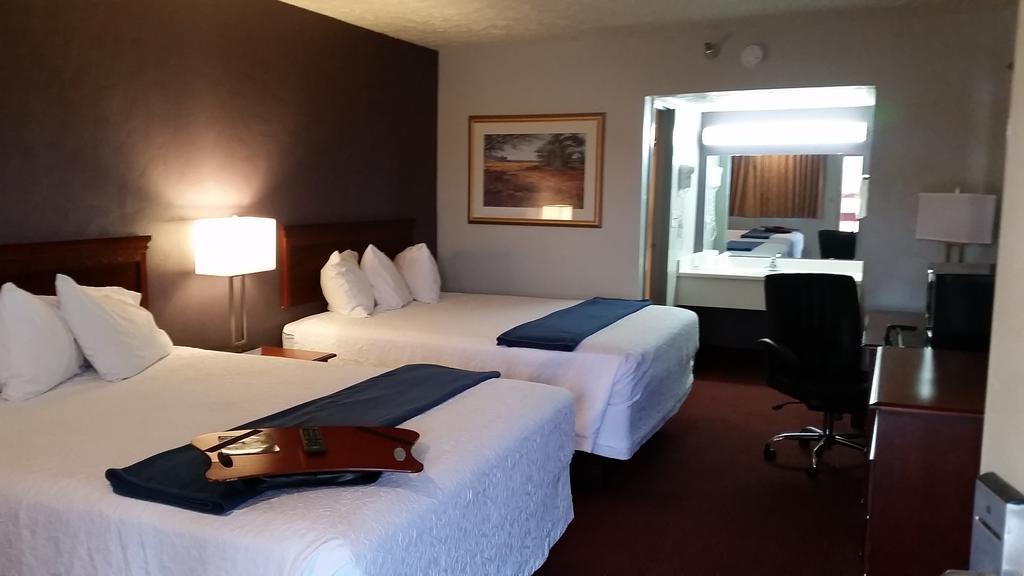 Americas Best Value Inn Oklahoma City South ภายนอก รูปภาพ