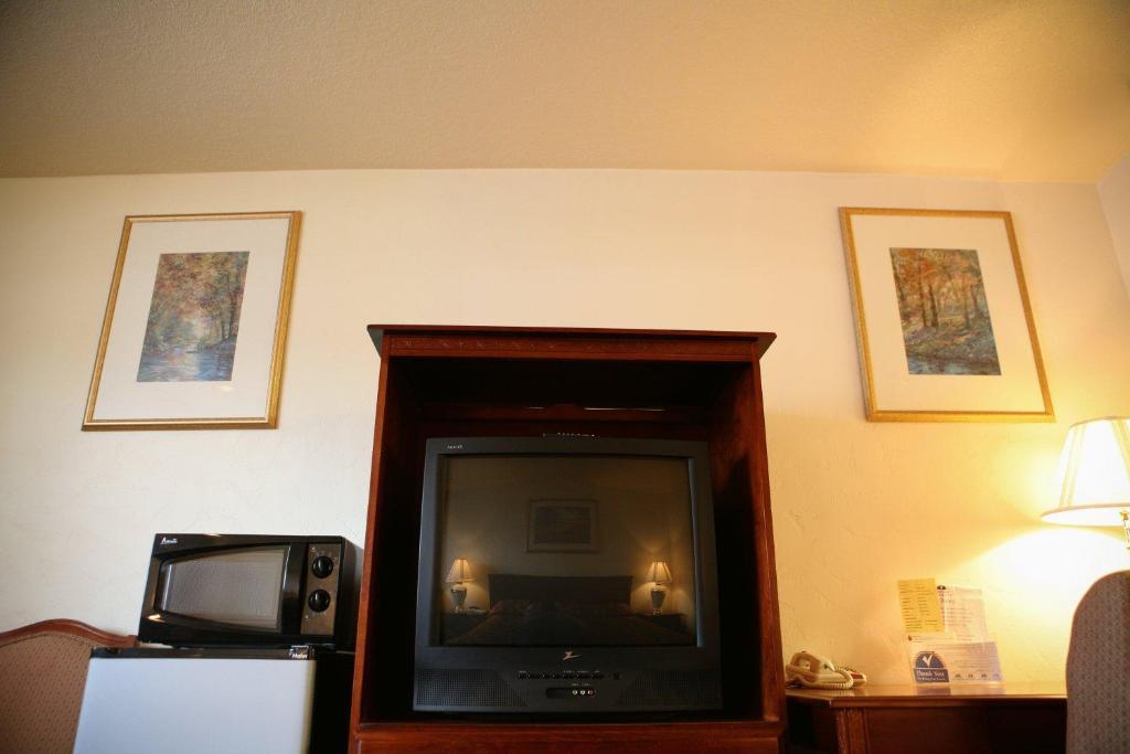 Americas Best Value Inn Oklahoma City South ภายนอก รูปภาพ